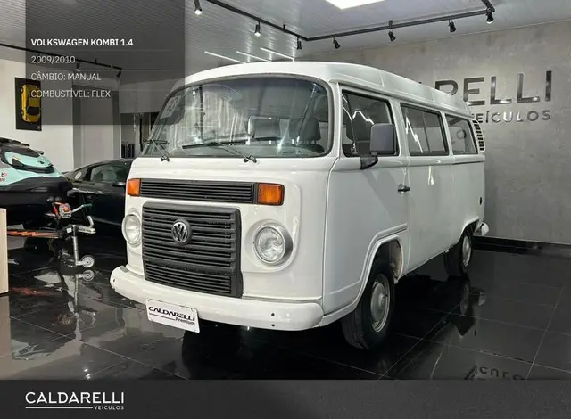 Carro Volkswagen Kombi 2010 Lotação 1.4 (Flex)