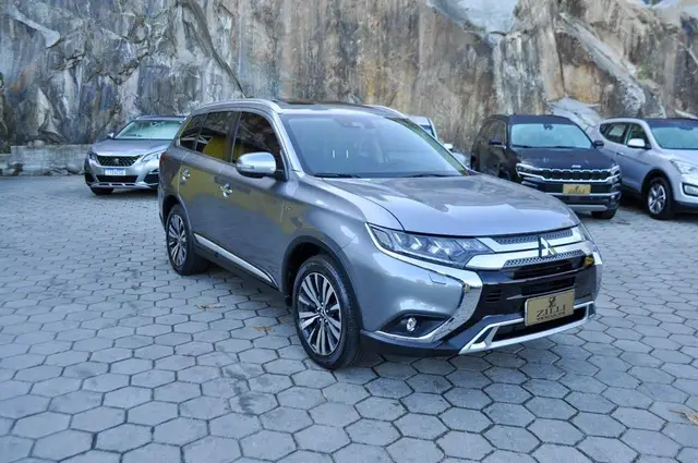 Carro Mitsubishi Outlander 2019 3.0 HPE-S 4WD CVT