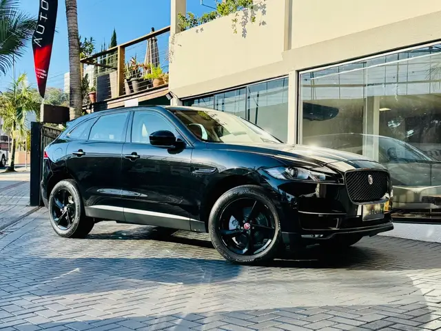 Carro Jaguar F-Pace 2017 2.0D Prestige 4WD