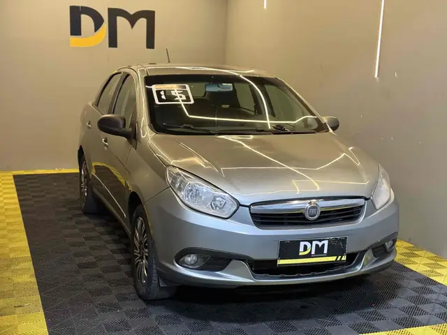 Carro Fiat Grand Siena 2015 Essence 1.6 16V (Flex)