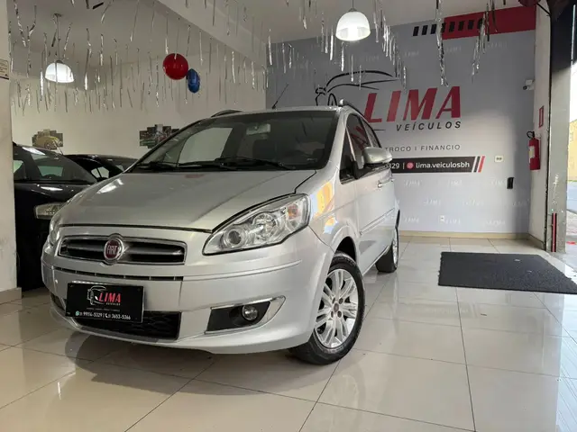 Carro Fiat Idea 2014 Attractive 1.4 8V (Flex)