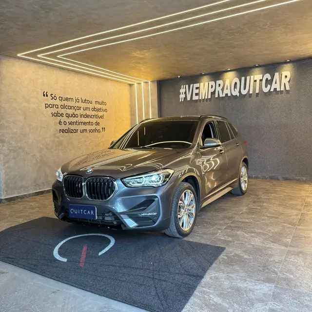 Carro BMW X1 2021 sDrive20i 2.0 Turbo (Aut.)