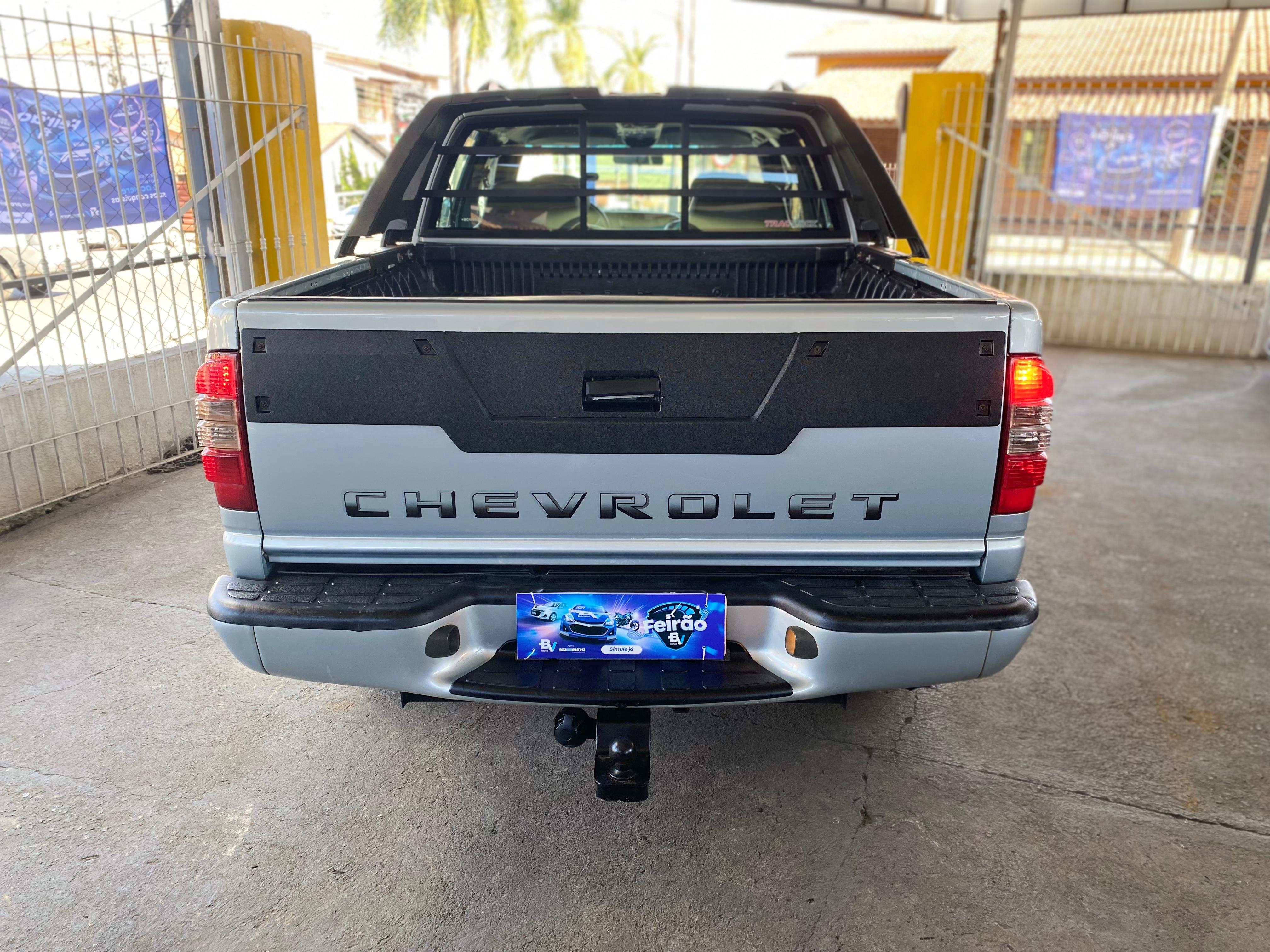 Chevrolet S10 Cabine Dupla S10 Executive 4x4 2.8 Turbo Electronic (Cab Dupla)