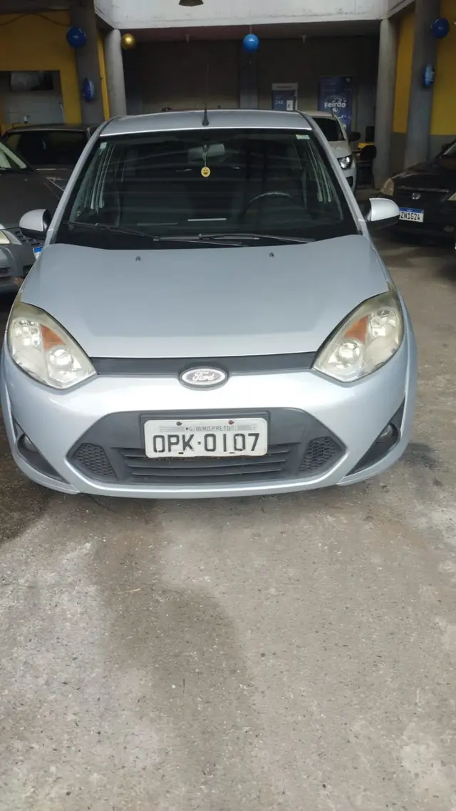 Carro Ford Fiesta Hatch 2013 SE Rocam 1.6 (Flex)