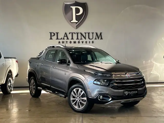 Carro Fiat Toro 2019 Volcano 2.0 diesel AT9 4x4