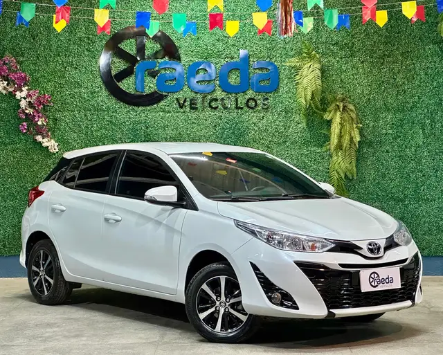 Carro Toyota Yaris 2021 1.5 XS Connect CVT (Flex)