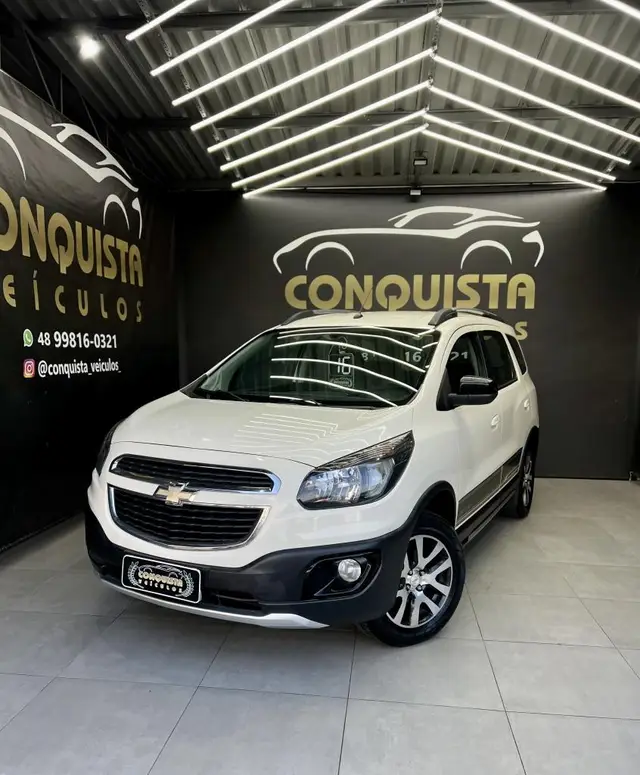 Carro Chevrolet Spin 2016 Activ 1.8 (Flex) (Aut)