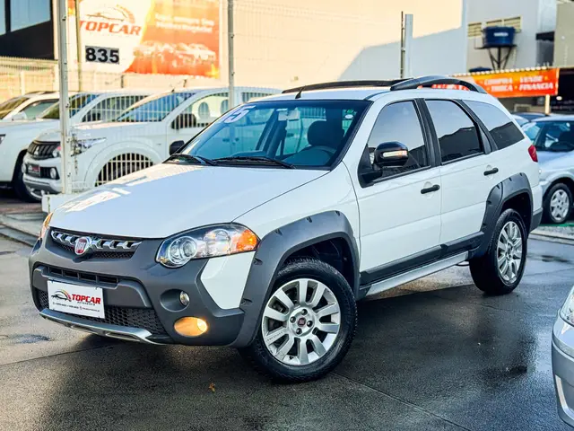 Carro Fiat Weekend 2015 Adventure Locker 1.8 8V (Flex)