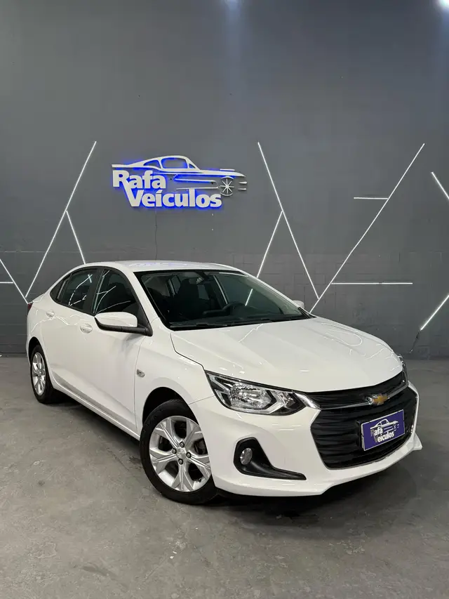 Carro Chevrolet Onix Plus 2023 LTZ 1.0 Turbo (Aut.)