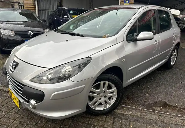 Carro Peugeot 307 2012 Hatch. Presence 1.6 16V (flex)