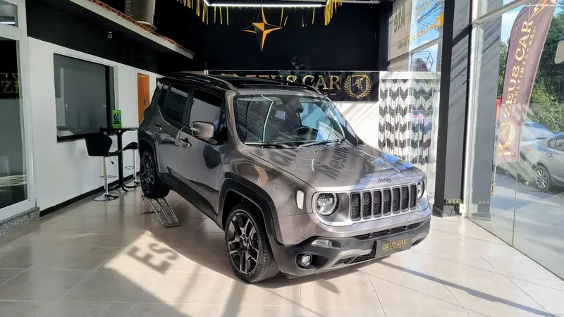 Jeep Renegade Limited 1.8 4x2 (Aut) (Flex)