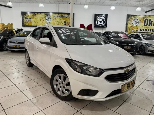 Carro Chevrolet Prisma 2018 1.4 LT SPE/4