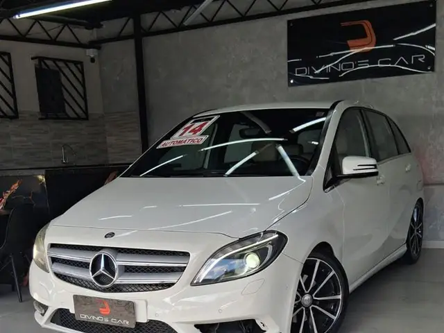 Carro Mercedes-Benz Classe B 2014 200 1.6 Turbo Sport