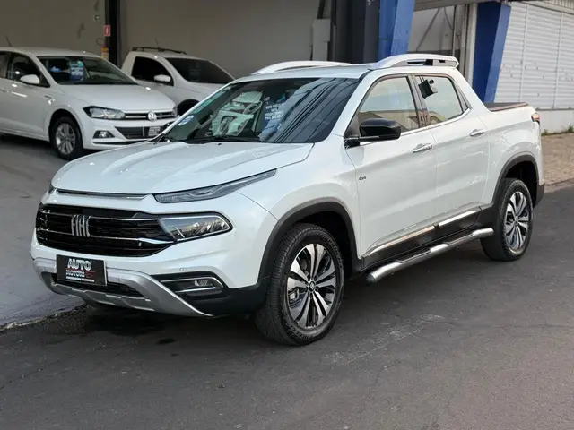 Carro Fiat Toro 2023 Volcano 2.0 TDI 4x4 (Aut)