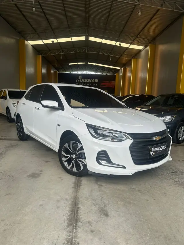 Carro Chevrolet Onix 2023 Premier 1.0 Turbo (Aut.)
