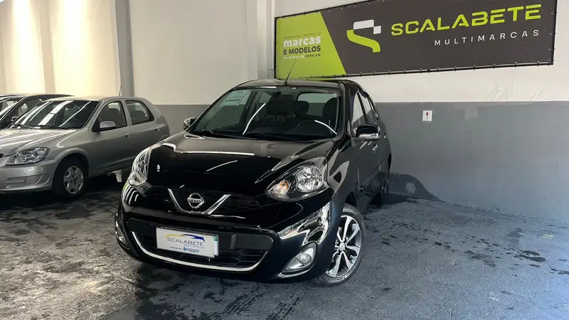 Nissan March 1.6 16V SL (Flex)