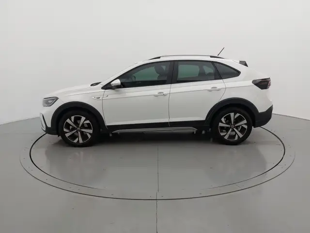 Carro Volkswagen Nivus 2024 Highline 200 TSI