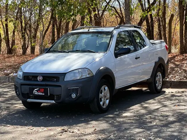 Carro Fiat Strada 2016 Working 1.4 (Flex) (Cabine Dupla)