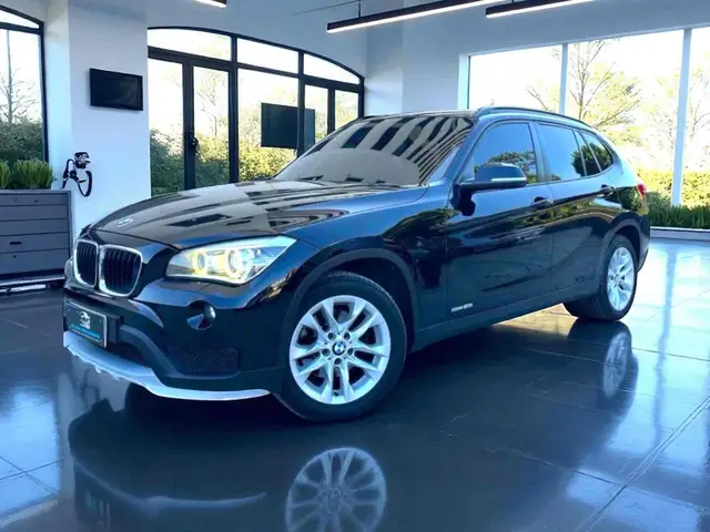 Carro BMW X1 2015 2.0 sDrive20i Activeflex
