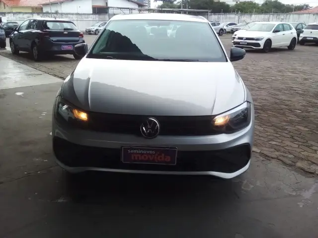 Carro Volkswagen Polo 2024 Track 1.0 Flex 12V 5p