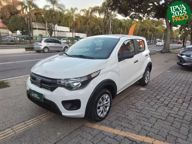 Carro Fiat Mobi 2024 Trekking 1.0