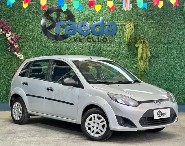 Carro Ford Fiesta Hatch 2013 Rocam 1.0 (Flex)