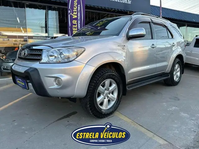 Carro Toyota Hilux SW4 2010 SRV 4x4 3.0 Turbo