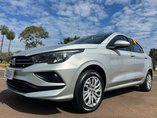Carro Fiat Cronos 2023 Drive 1.3 (Flex) MT