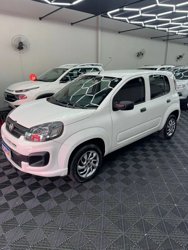 Carro Fiat Uno 2021 Attractive 1.0