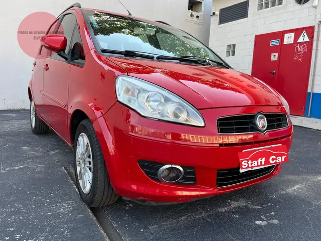 Carro Fiat Idea 2013 Attractive 1.4 8V (Flex)