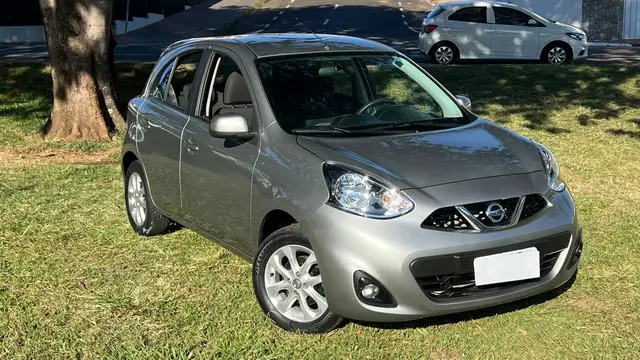 Carro Nissan March 2018 1.6 16V SL (Flex)
