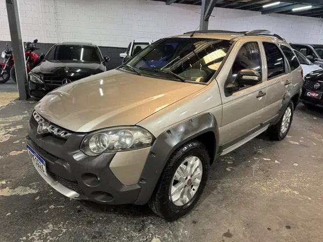 Carro Fiat Palio Weekend 2013 Adventure 1.8 16V Dualogic (Flex)