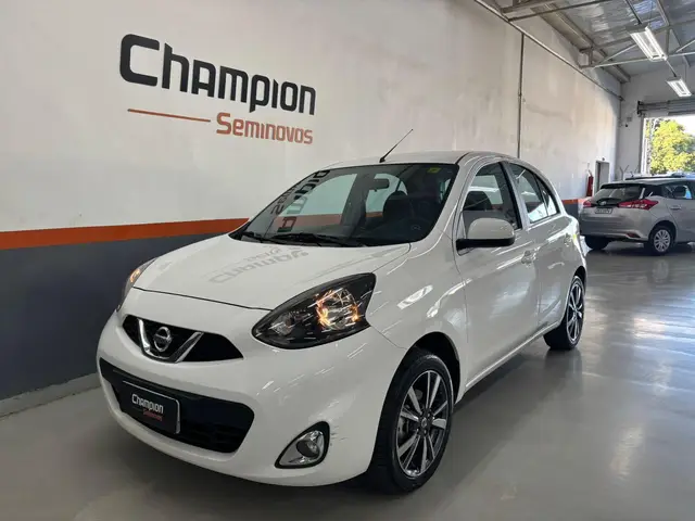 Carro Nissan March 2018 1.6 16V SL CVT (Flex)