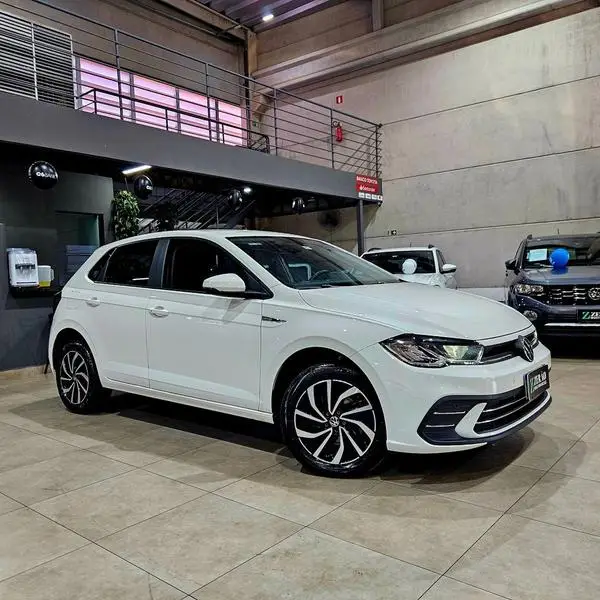 Carro Volkswagen Polo 2024 Highline TSI 1.0 Flex 12V Aut.