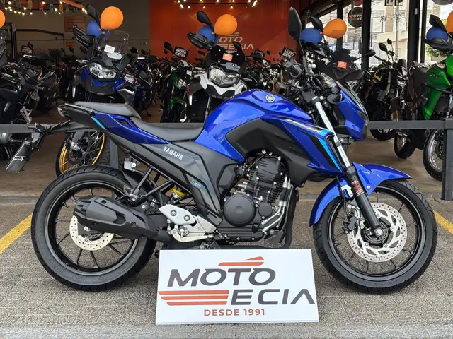 Moto Yamaha Fazer FZ25 2025 Connected