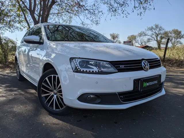Carro Volkswagen Jetta 2012 2.0 TSI Highline DSG