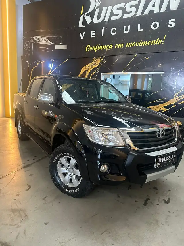 Carro Toyota Hilux Cabine Dupla 2015 Hilux 2.7 SR CD 4x2 (Flex) (Aut)