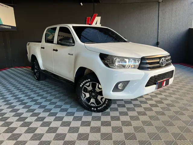 Carro Toyota Hilux Cabine Dupla 2019 Hilux 2.8 TDI CD STD 4x4 (Power Pack) (Diesel)