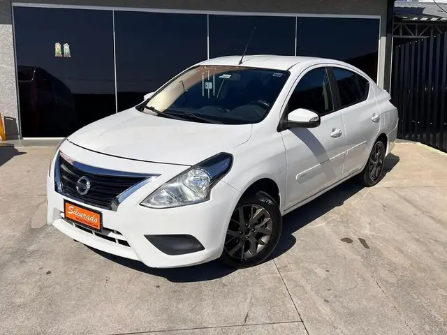 Carro Nissan Versa 2019 1.0 12V (Flex)