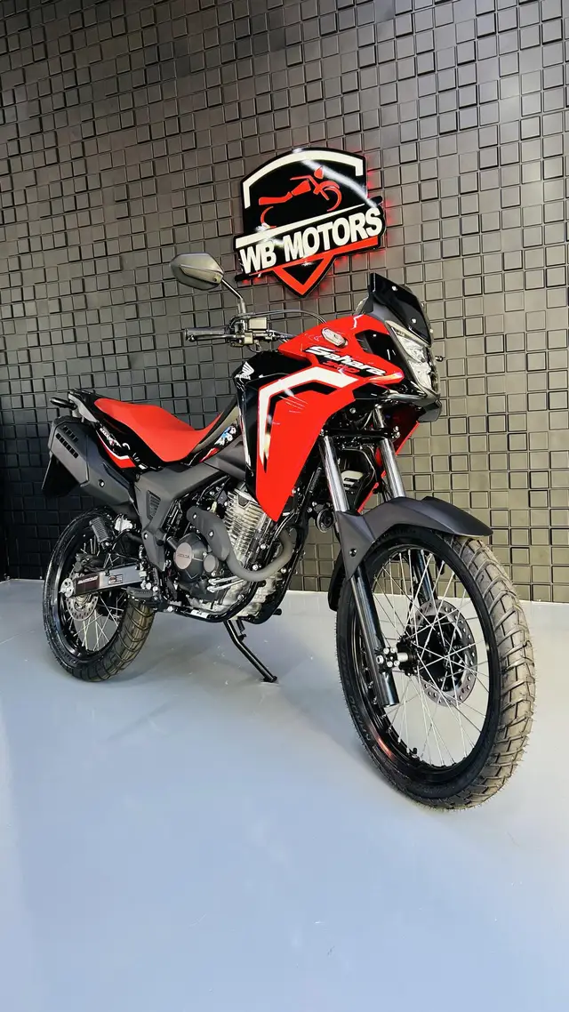 Moto Honda XRE Sahara 300 2025 Rally