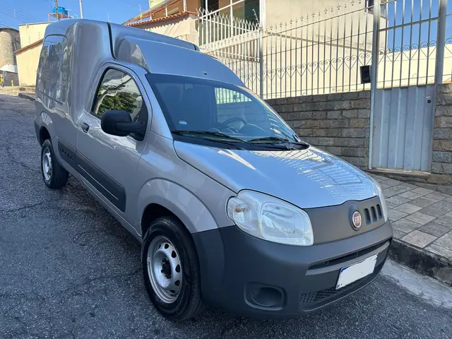 Carro Fiat Fiorino 2016 Furgão Celebration 1.4 Evo (Flex)