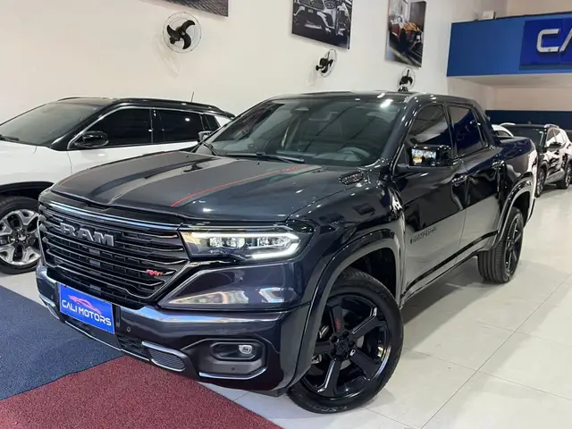Carro RAM Rampage 2024 R/T 2.0 Turbo