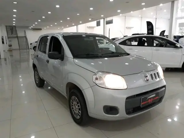 Carro Fiat Uno 2015 Vivace 1.0 8V (Flex) 4p