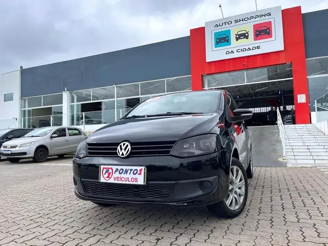 Carro Volkswagen Fox 2014 1.6 VHT (Flex)