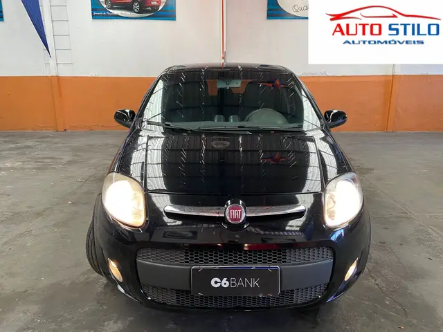 Carro Fiat Palio 2014 Attractive 1.4 8V (Flex)