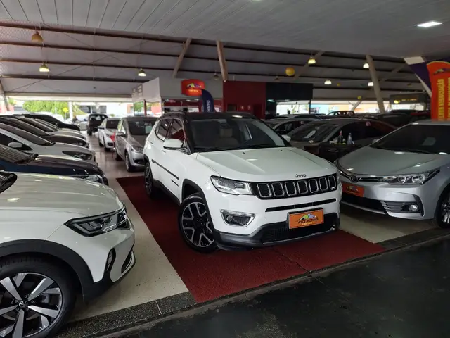 Carro Jeep Compass 2017 2.0 Limited (Aut) (Flex)