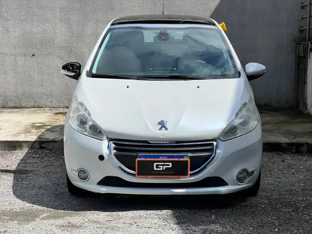 Carro Peugeot 208 2015 Griffe  1.6 16V (Flex) (Aut)