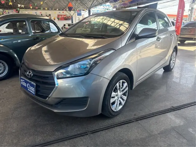 Carro Hyundai HB20S 2018 1.0 Comfort Plus (Flex)