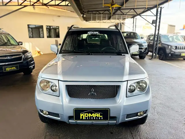 Carro Mitsubishi Pajero TR4 2009 2.0 16V 4x4 (Flex) (Aut)