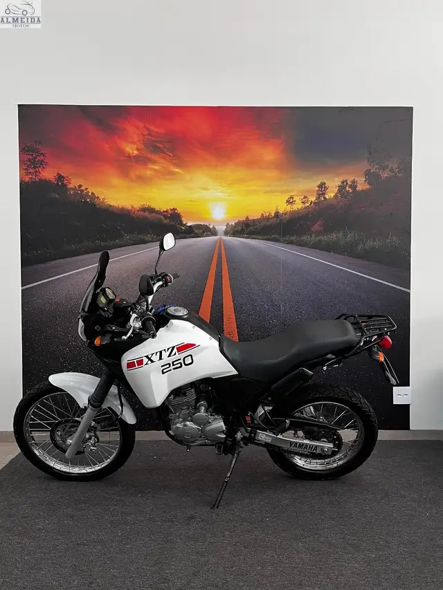 Moto Yamaha XTZ 250 Ténéré 2013 TENERE BLUEFLEX